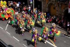 Qu'est-ce que le carnaval de Rio ? Découvrez l'histoire et les mystères de cette célébration