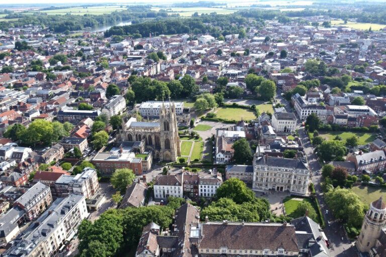 Visiter Exeter : guide complet de la cité médiévale du Devon
