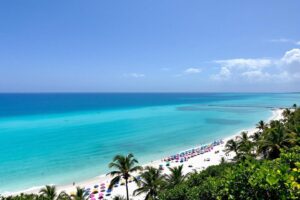 Découvrir les Bahamas : guide complet pour un séjour de rêve