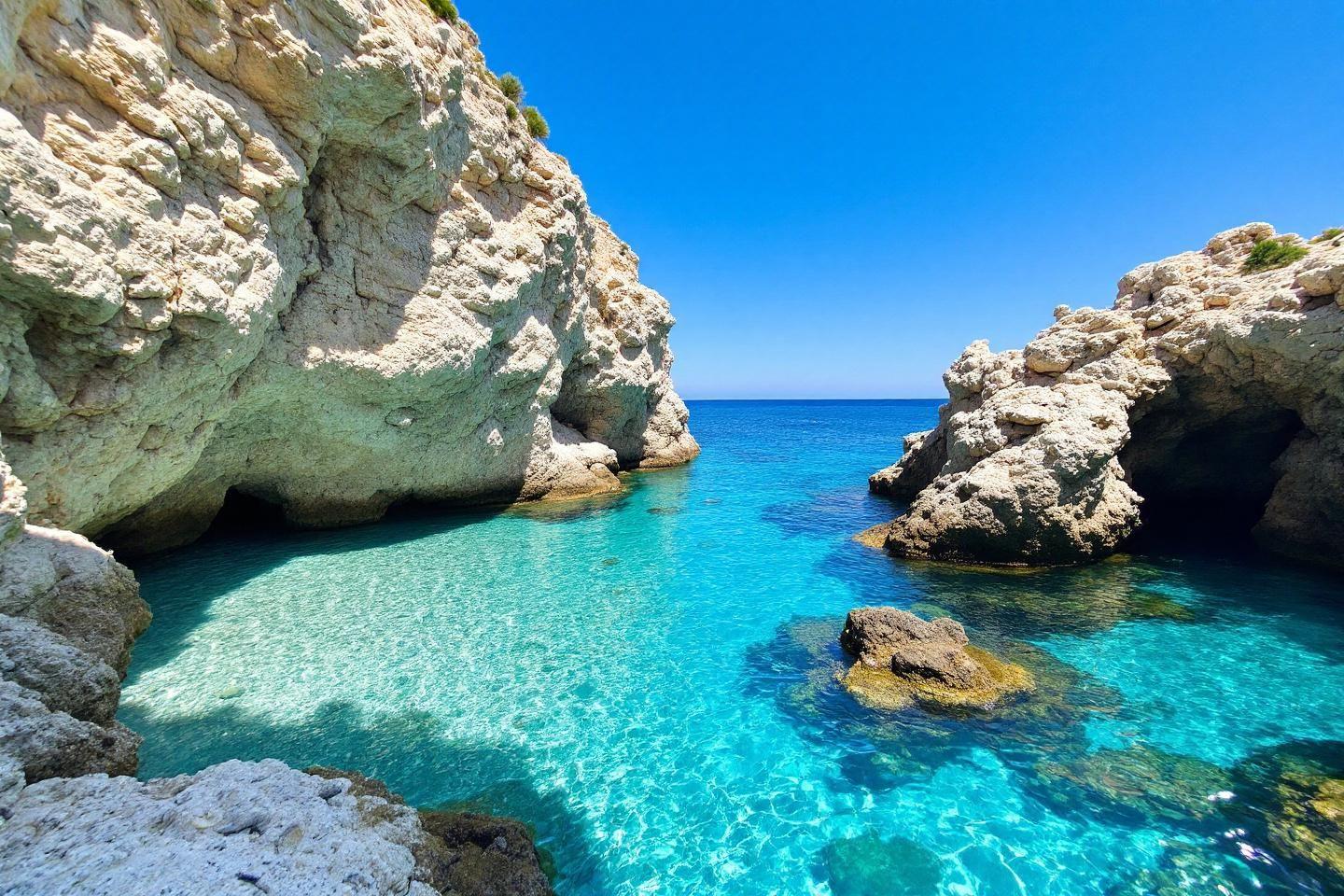 Plages méconnues près de Nîmes à découvrir absolument